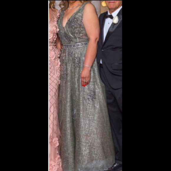 Jovani Dresses & Skirts - Beaded A-line floral dress